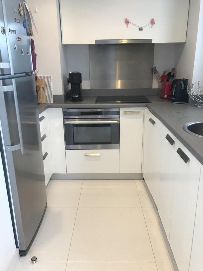 Appartement Montfleury, 2 Terrasses, 2 Chambres , 2 Sdb , Pkg Prive Piscine, 15 Min Walk To Croisette Beach And Palais Des Festivals Cannes Kültér fotó
