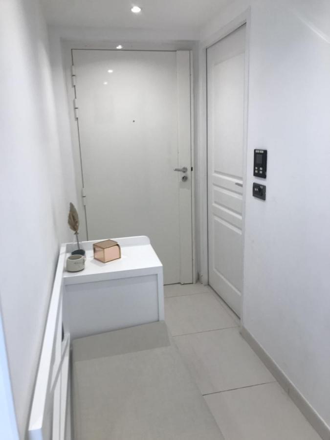 Appartement Montfleury, 2 Terrasses, 2 Chambres , 2 Sdb , Pkg Prive Piscine, 15 Min Walk To Croisette Beach And Palais Des Festivals Cannes Kültér fotó