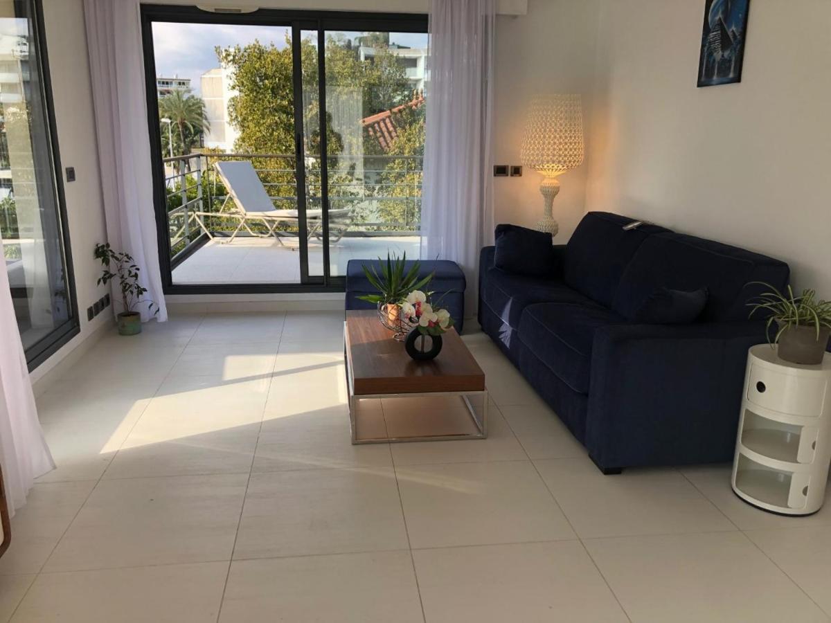 Appartement Montfleury, 2 Terrasses, 2 Chambres , 2 Sdb , Pkg Prive Piscine, 15 Min Walk To Croisette Beach And Palais Des Festivals Cannes Kültér fotó