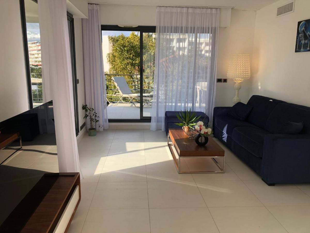 Appartement Montfleury, 2 Terrasses, 2 Chambres , 2 Sdb , Pkg Prive Piscine, 15 Min Walk To Croisette Beach And Palais Des Festivals Cannes Kültér fotó
