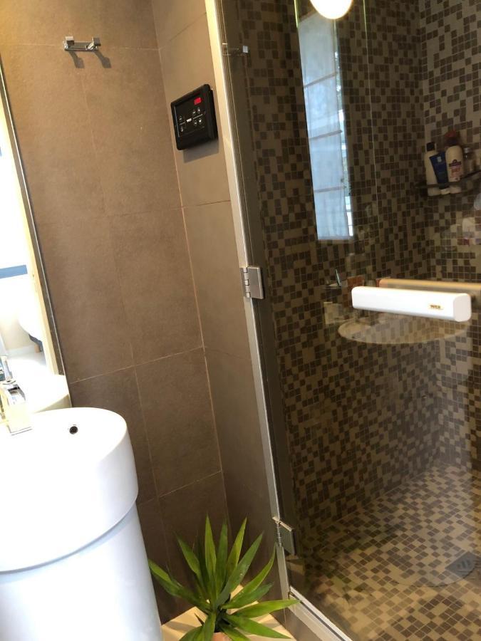 Appartement Montfleury, 2 Terrasses, 2 Chambres , 2 Sdb , Pkg Prive Piscine, 15 Min Walk To Croisette Beach And Palais Des Festivals Cannes Kültér fotó