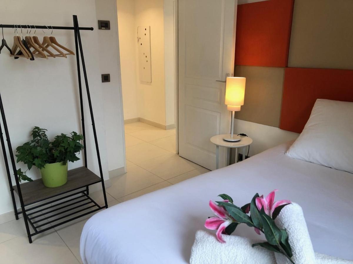 Appartement Montfleury, 2 Terrasses, 2 Chambres , 2 Sdb , Pkg Prive Piscine, 15 Min Walk To Croisette Beach And Palais Des Festivals Cannes Kültér fotó